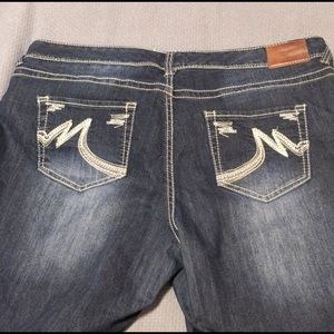 Maurices jeans